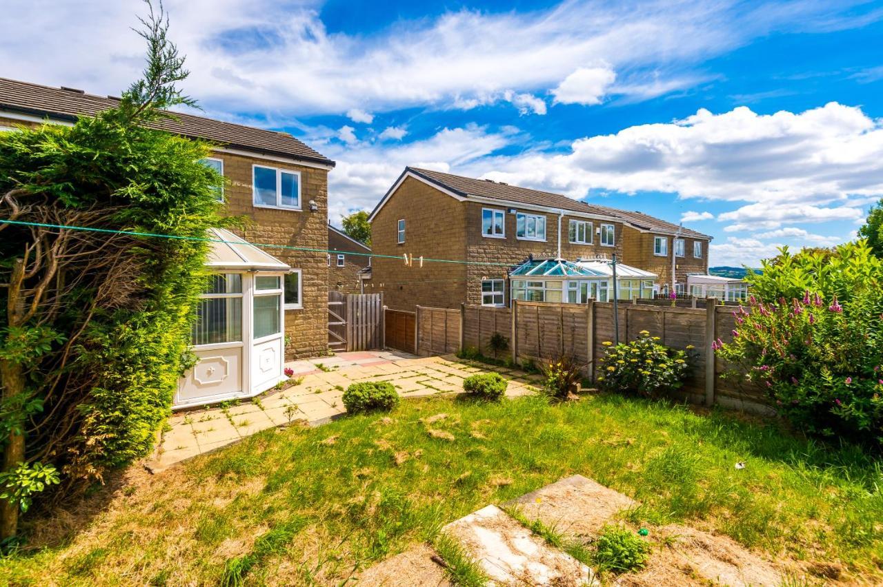 הודרספילד Family Friendly 3-Bed Home With Free Parking On Site מראה חיצוני תמונה